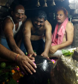 Yajman Niwas Facilities